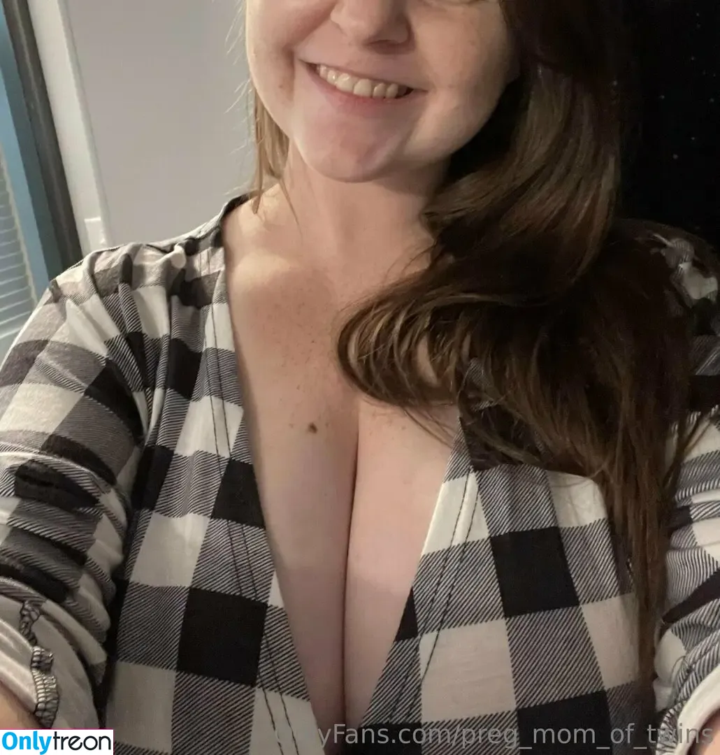 preg_mom_of_twins nude photo #0001 (conz)