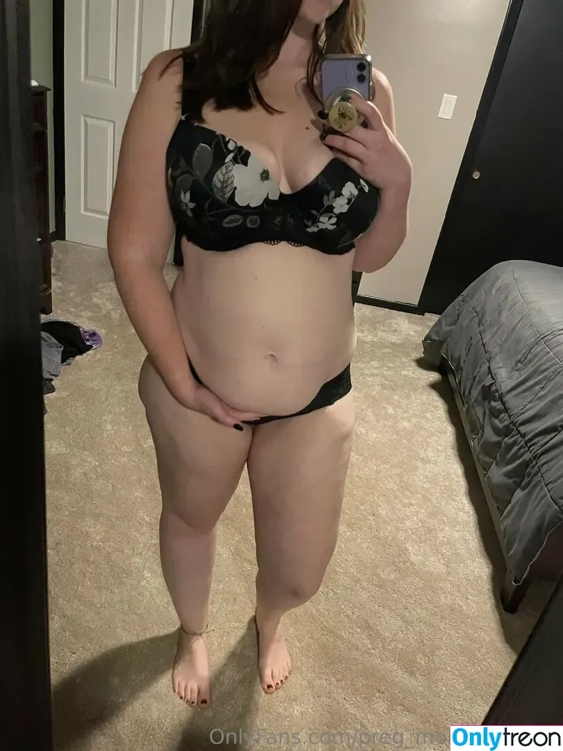 preg_mom_of_twins nude photo #0003 (conz)