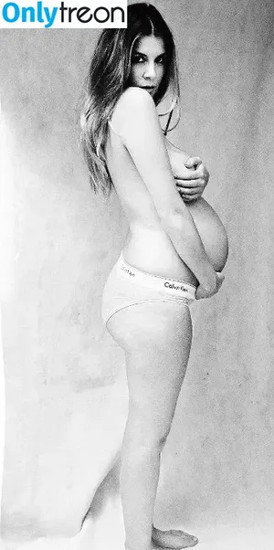 Pregnant Women / cute_pregnancy / preggomilky nude photo #0035