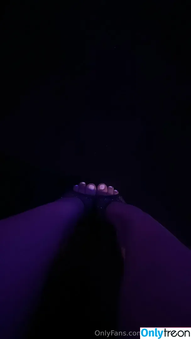 prettyasindii nude photo #0006 (prettysin)