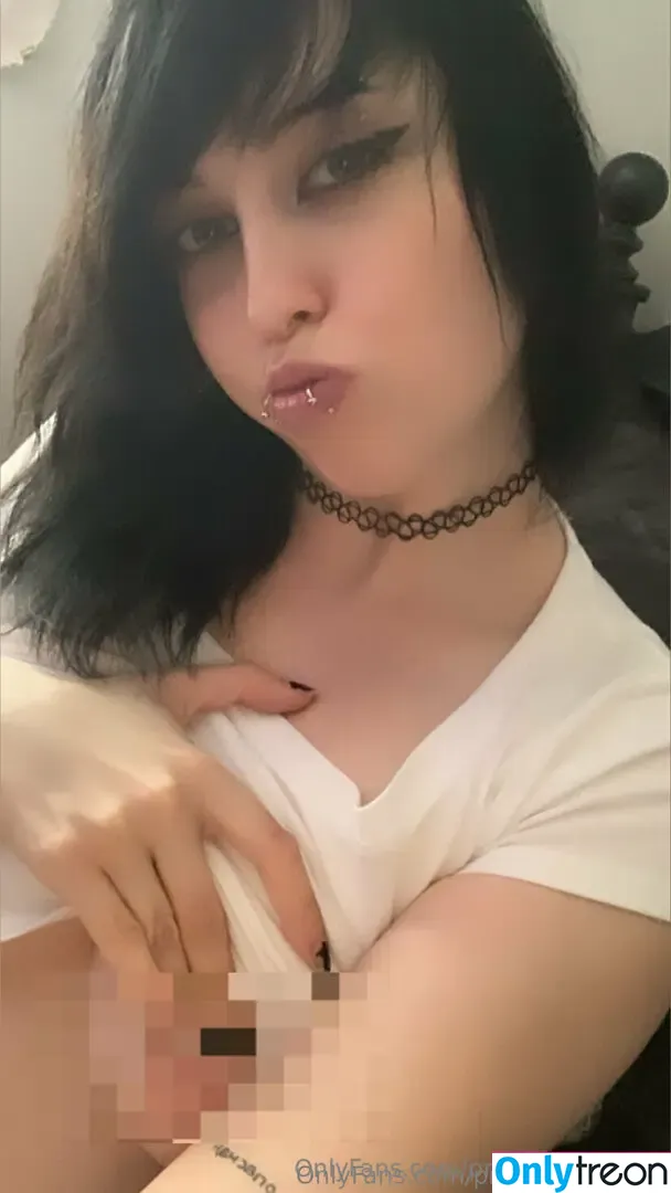 prettycultleader nude photo #0037 (prttycultleadr)