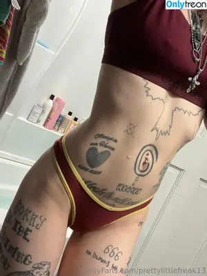 prettylittlefreak13 / pre.ttylil13 nude photo #0330