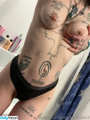 prettylittlefreak13 / pre.ttylil13 nude photo #0422