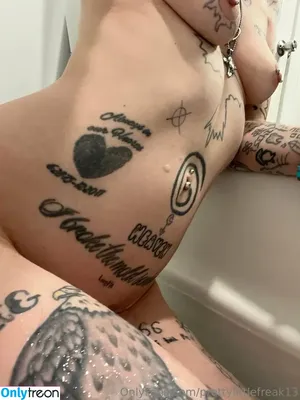 prettylittlefreak13 / pre.ttylil13 nude photo #0491
