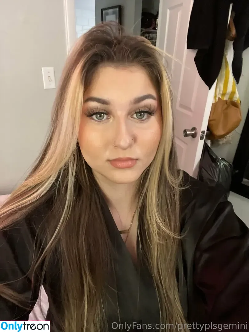 prettyplsgemini nude photo #0005 (prettyplsgemini)