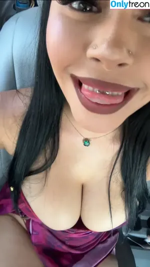 prettyrottingirl / frankoceanslut / isab3la33 / skinnyroti nude photo #0008
