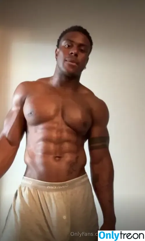 prettyskinboi nude photo #0144 (prettyskinboi)