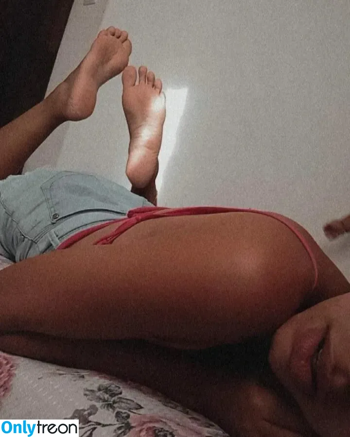 Prii_feet nude photo #0171 (amorafeet / jenniferfeet)