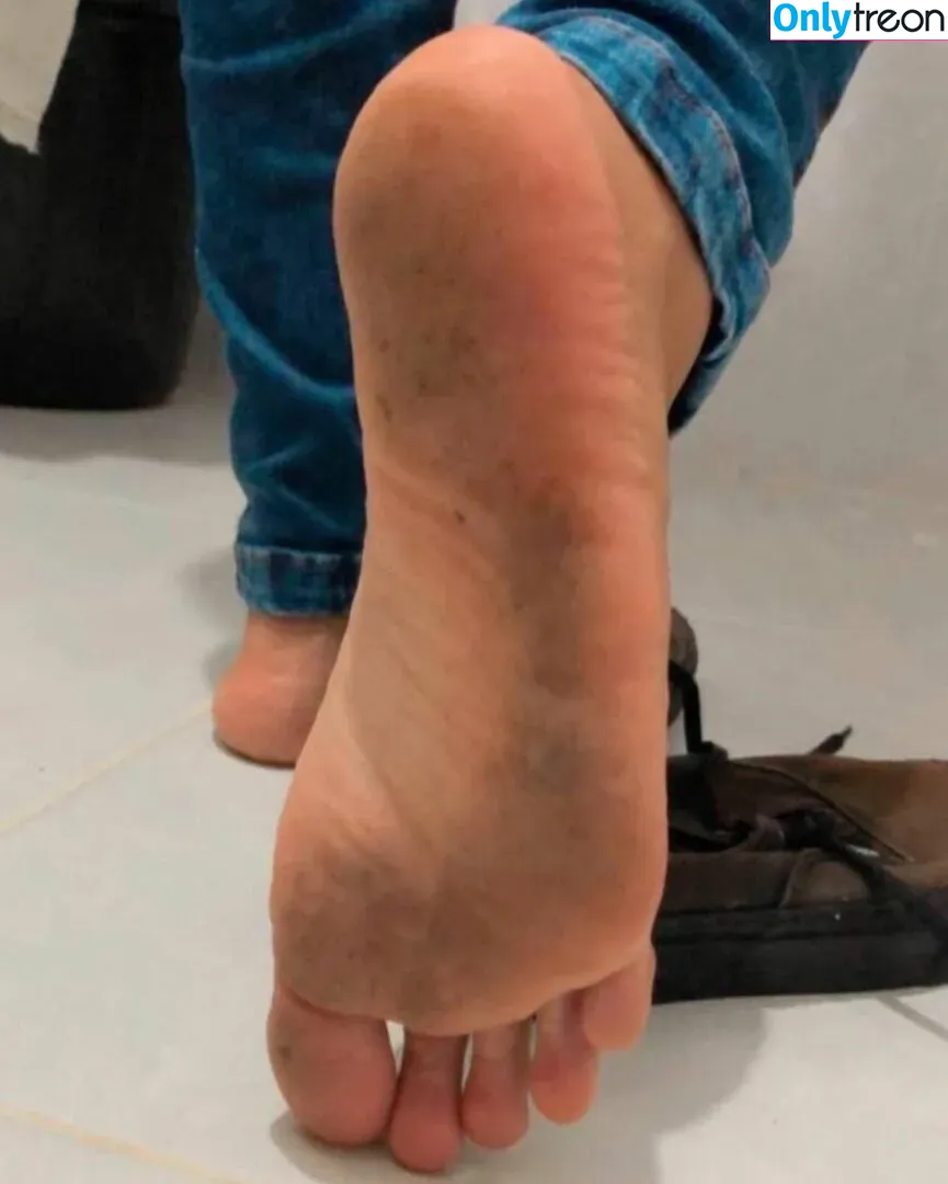 Prii_feet nude photo #0213 (amorafeet / jenniferfeet)