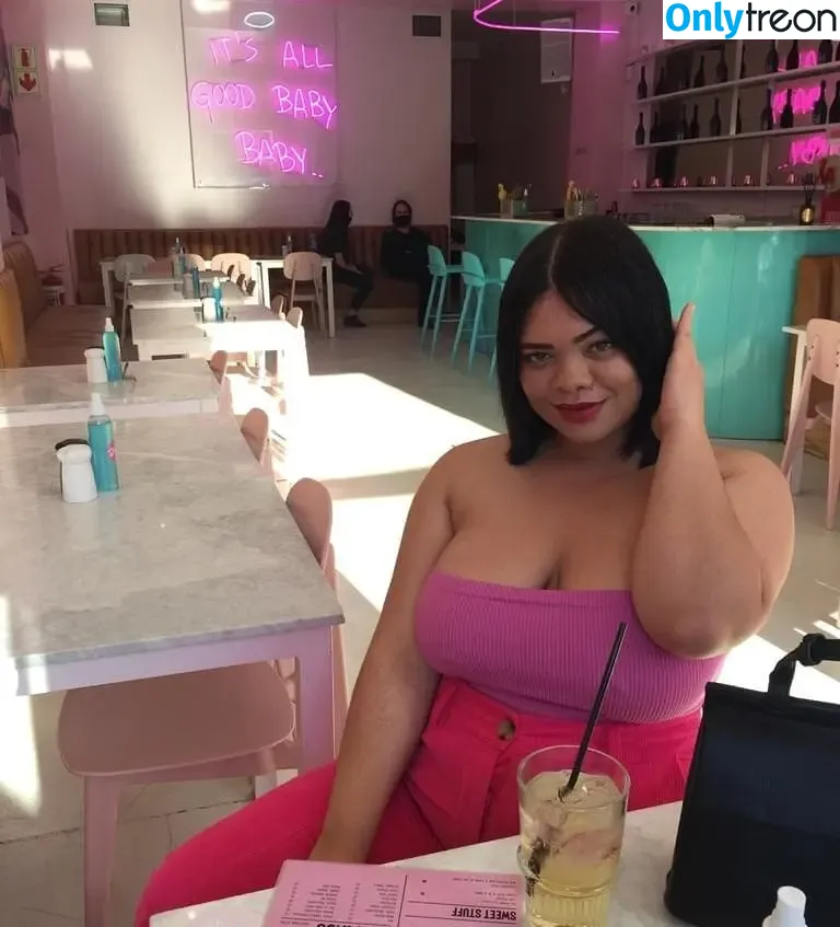 Princess Brey nude photo #0031 (PrincessBrey4 / ogtripleog_prettylittlethug / princessbreyyy)