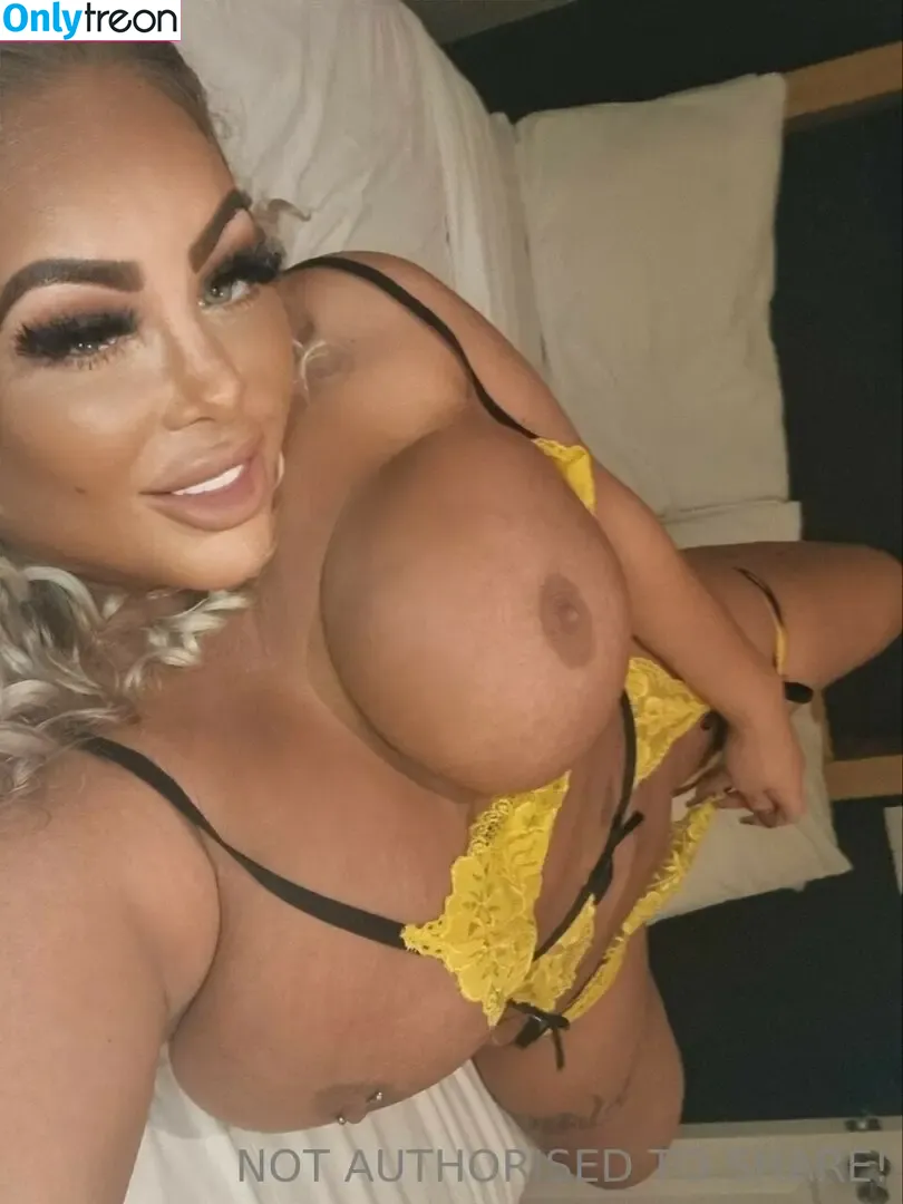 Princess Levi nude photo #0110 (Jema Gilsenan / levibabestation)