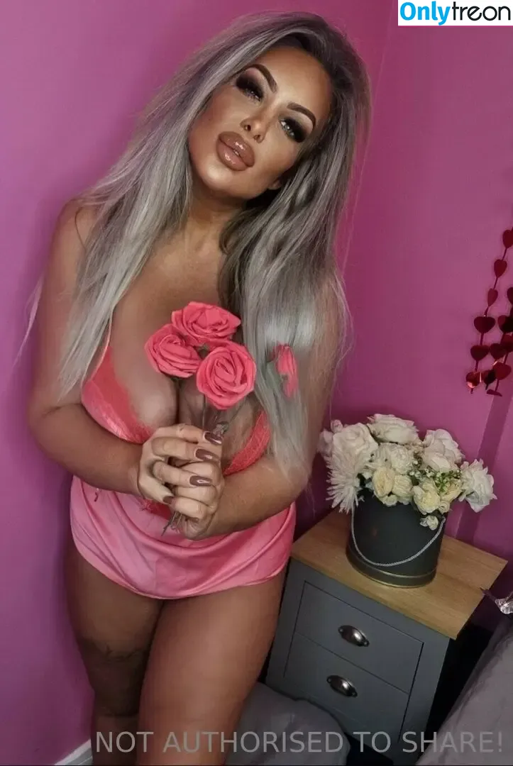 Princess Levi nude photo #0152 (Jema Gilsenan / levibabestation)