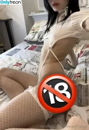 princess_linsey / princess_lindsay nude photo #0001