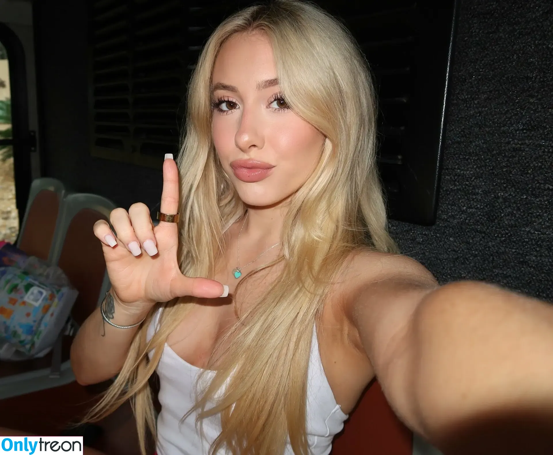 Princessava22 nude photo #0054 (goddessava22 / princessavaa222)