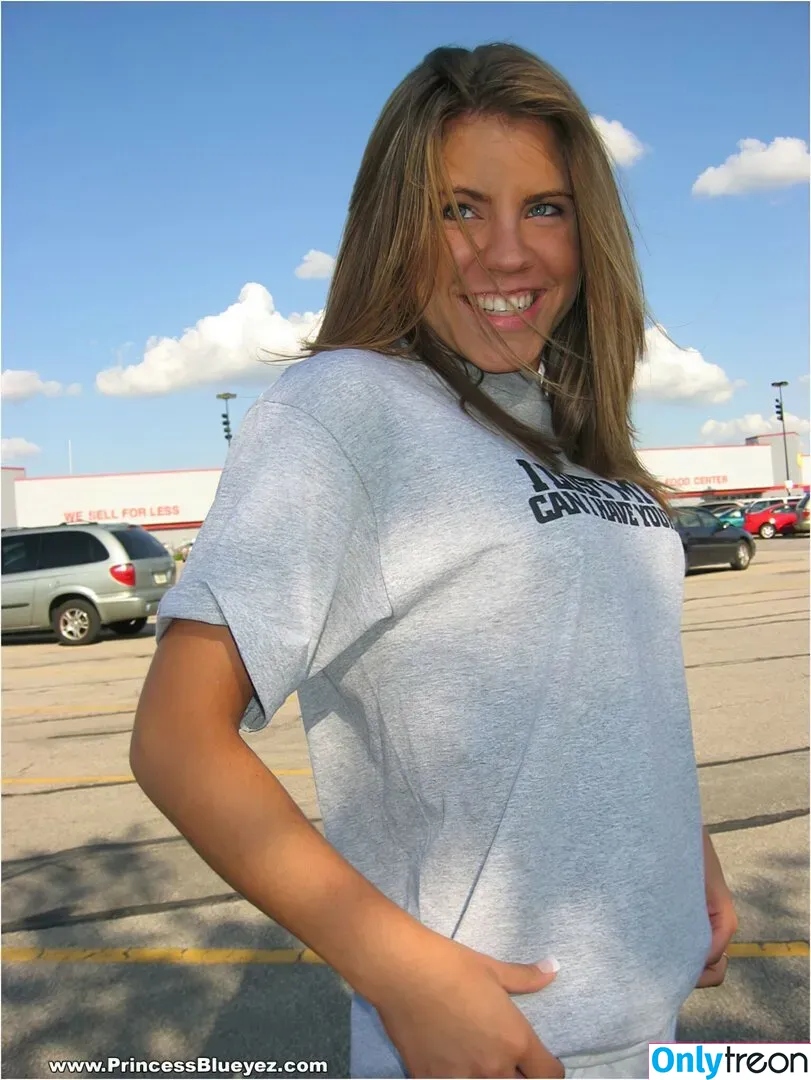 PrincessBlueyez nude photo #0027 (babyblueyez69 / princessblueyes)
