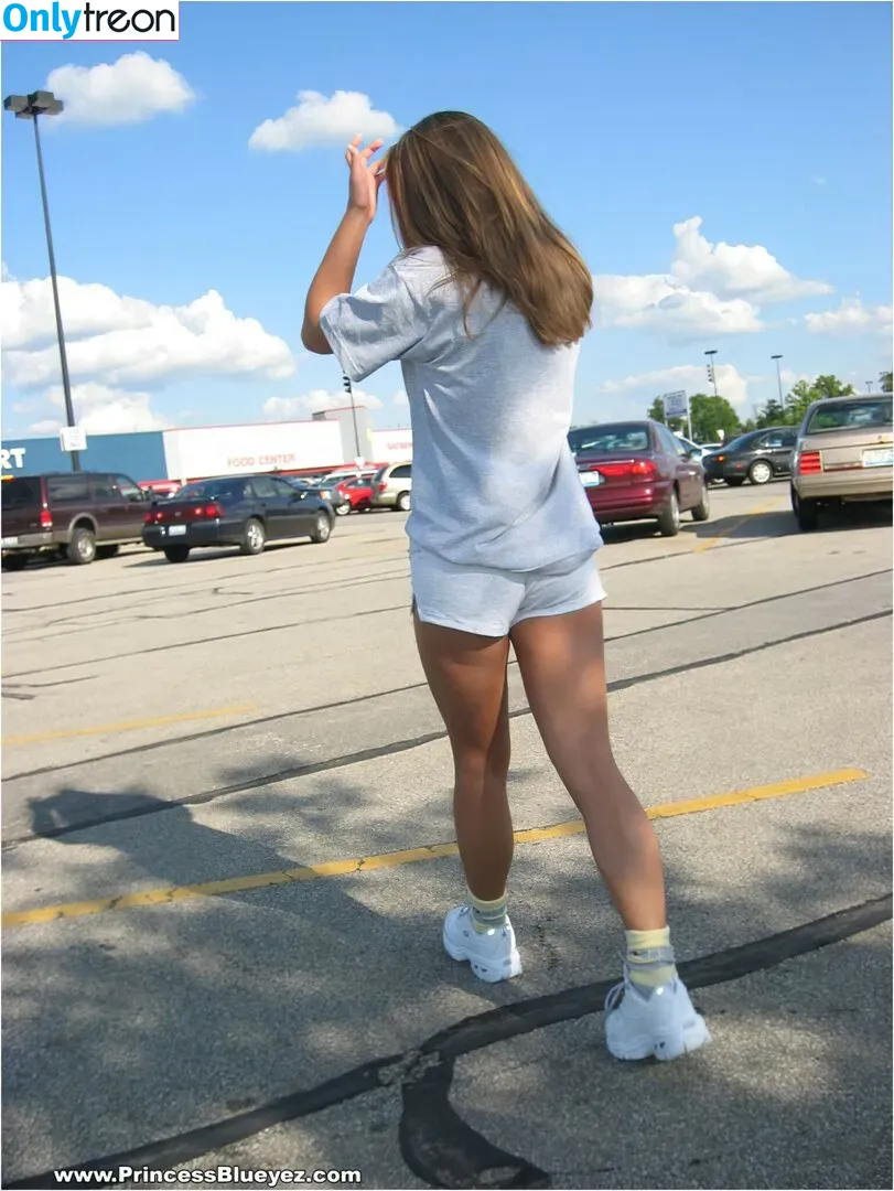PrincessBlueyez nude photo #0028 (babyblueyez69 / princessblueyes)