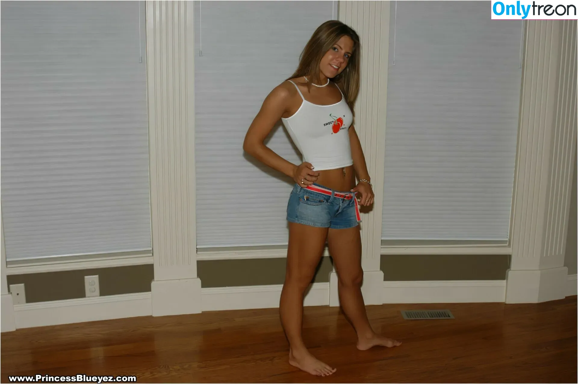 PrincessBlueyez nude photo #0097 (babyblueyez69 / princessblueyes)