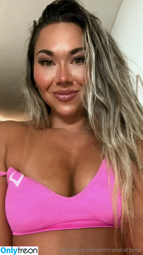 Princesskatyana nude photo #0050 (Princesskatyana)
