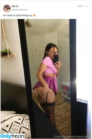 princesskiaxo / kiann.y nude photo #0050