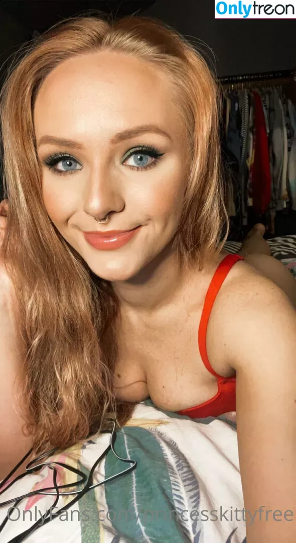 princesskittyfree nude photo #0073 (princxsskitty)