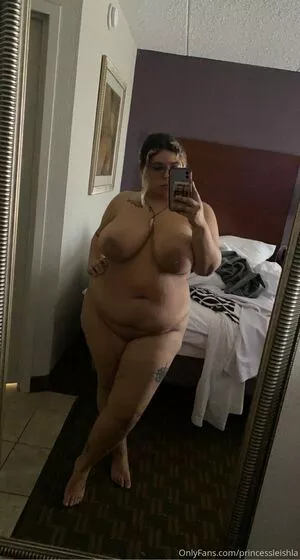 princessleishla / king_leish nude photo #0004
