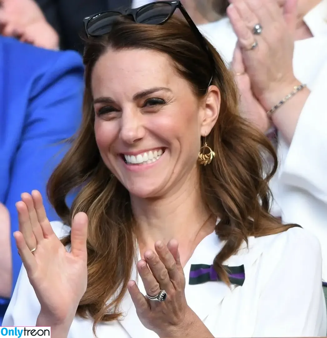 PrincessWales nude photo #0010 (Catherine / Kate Middleton / _kate_middleton_royal)