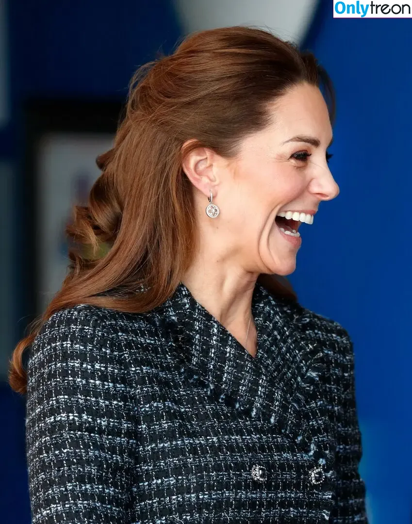 PrincessWales nude photo #0011 (Catherine / Kate Middleton / _kate_middleton_royal)