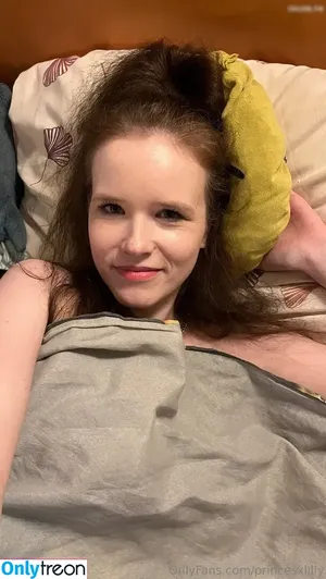 Princesxlilly nude photo #0003