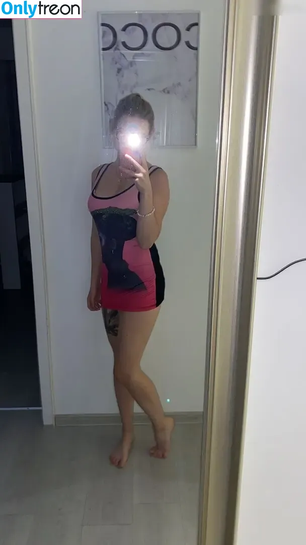 Prinzessin Irina Killerbraut nude photo #0069 (anikigirl777 / xi._xiiiina)