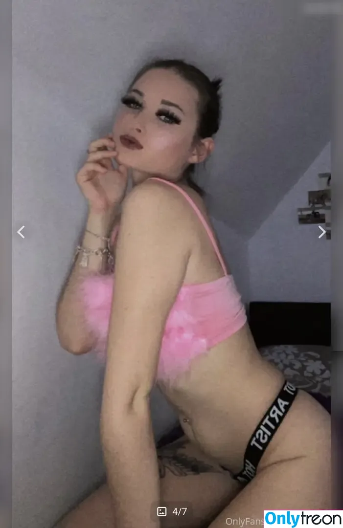Prinzessin Irina Killerbraut nude photo #0108 (anikigirl777 / xi._xiiiina)