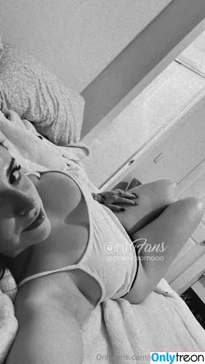 priscilaromooo / Priscila Romo nude photo #0036