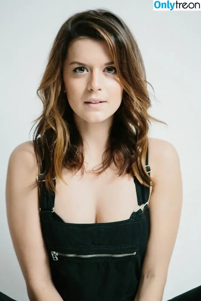 Priscilla Faia nude photo #0012 (priscillafaia)