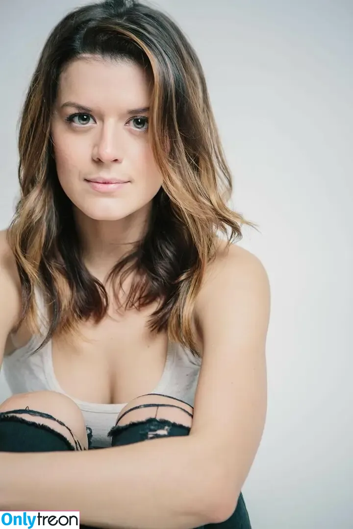 Priscilla Faia nude photo #0013 (priscillafaia)