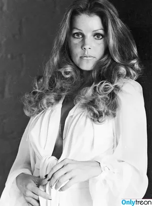 Priscilla Presley / priscillapresley nude photo #0029