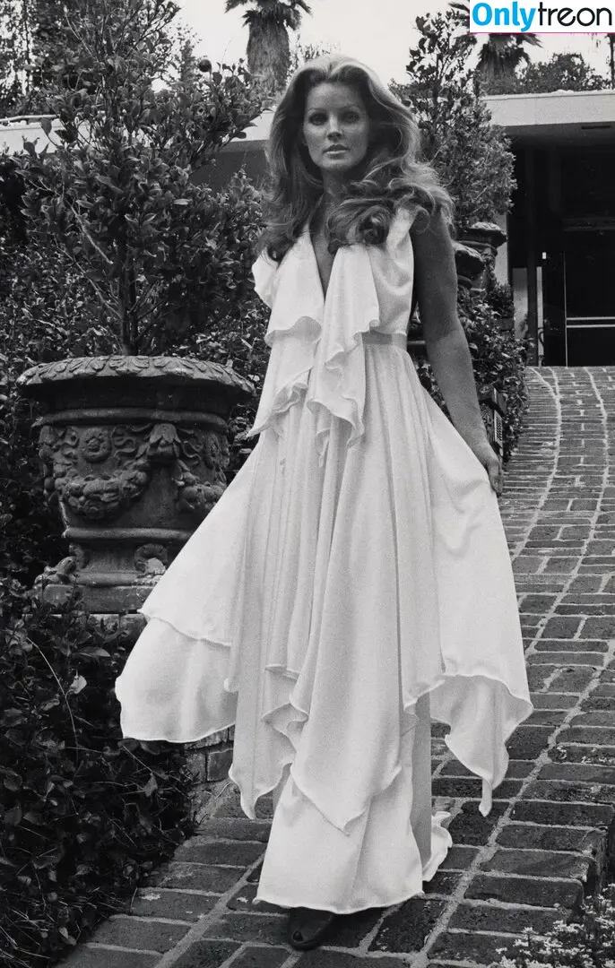 Priscilla Presley nude photo #0028 (priscillapresley)