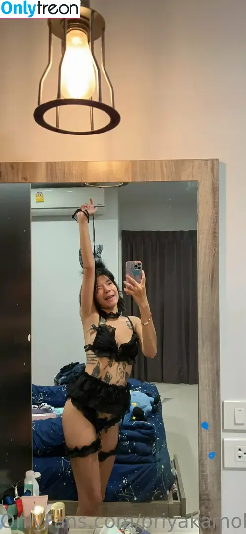 priyakamol nude photo #0035 (priyakamol.a)