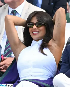 Priyanka Chopra / officialsherlynchopra / priyankachopra nude photo #0223