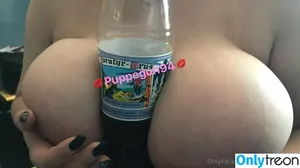 puppeguri1994 / suchabosslady nude photo #0017