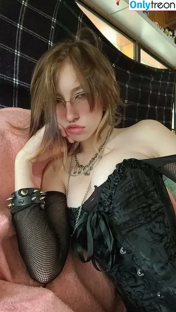 puppy_kaz nude photo #0061 (puppy_kaz)