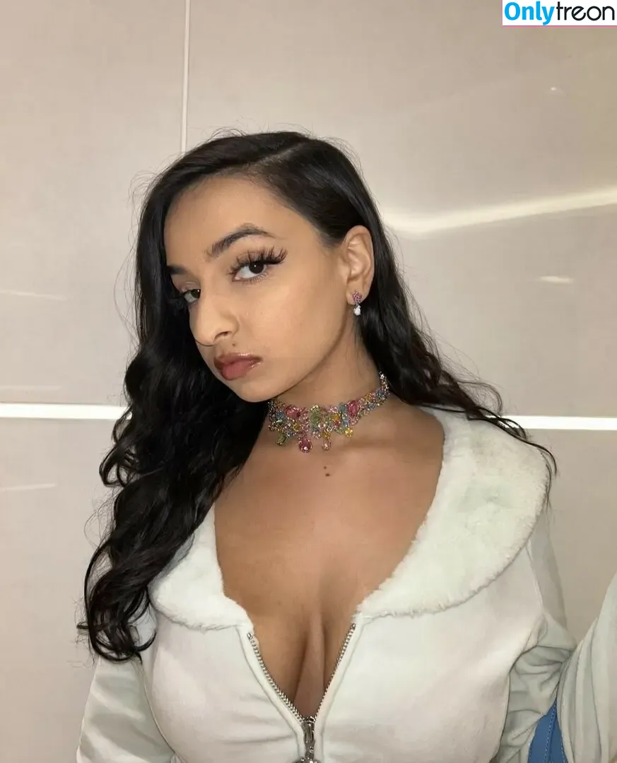 pureflesh nude photo #0072 (akilla_kitty / all3y_kat)