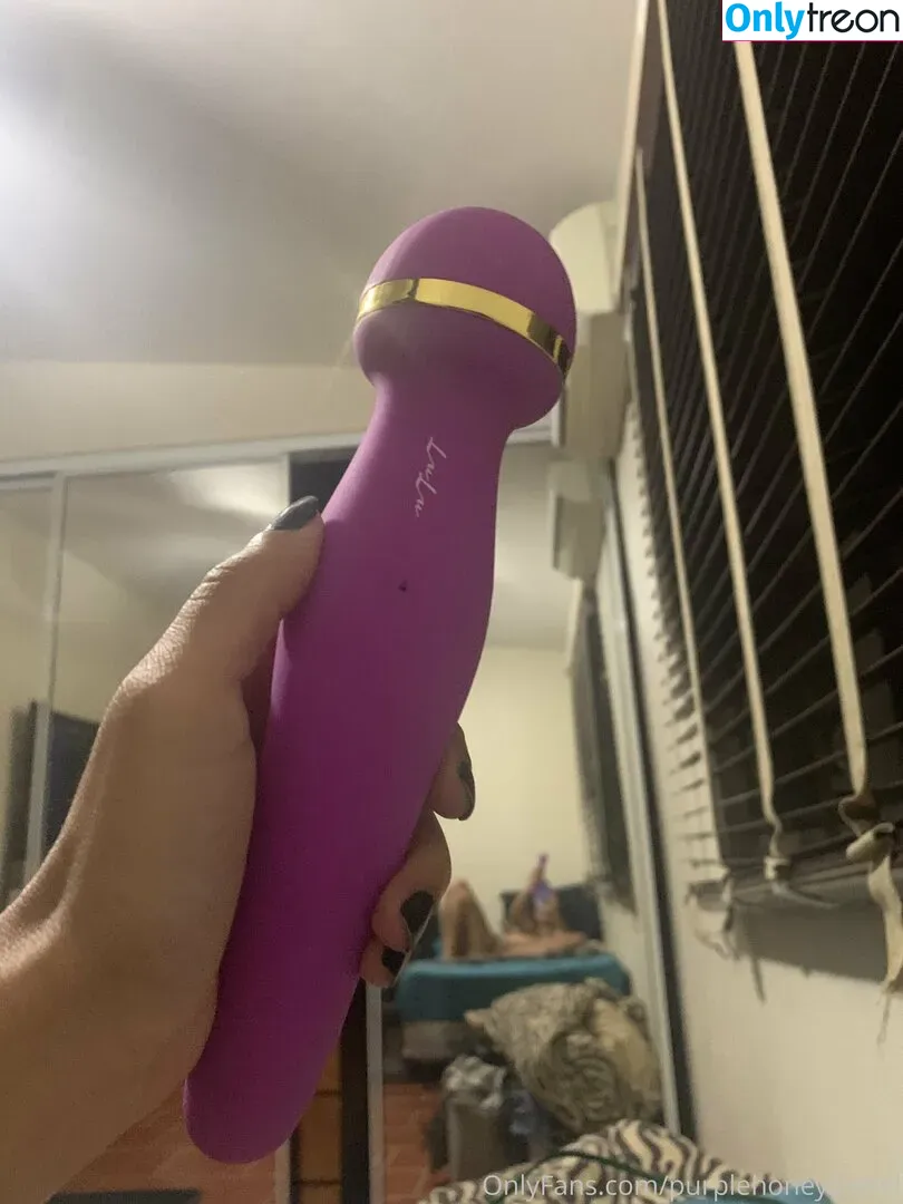purplehoneydiesel nude photo #0120 (goddessxlashes)