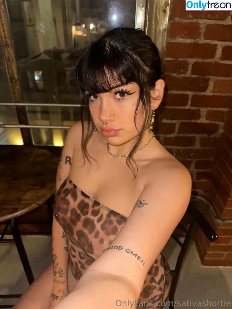 pussychurch nude photo #0023 (p_ssychurch)