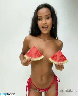 putricintafans / putriwithlove nude photo #0116