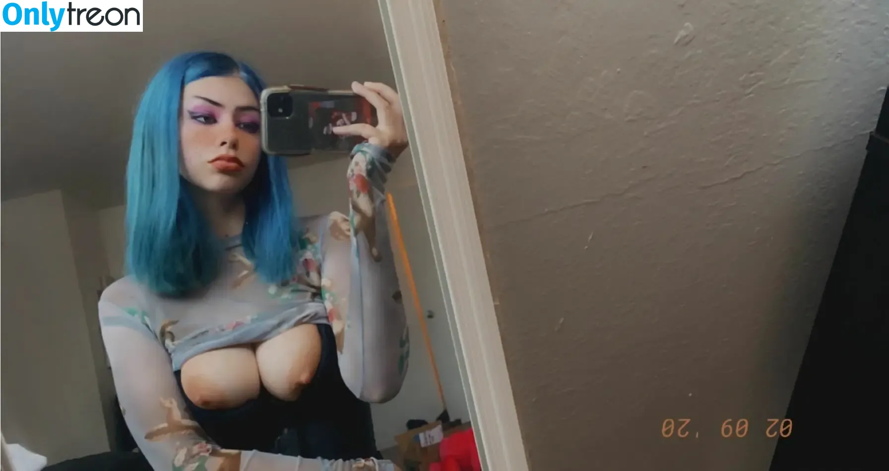 pvnks nude photo #0004 (anaamari_ / asonxx / midlested / psyoptrick)