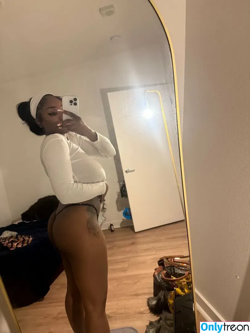 pyteee nude photo #0030 (Py.teee / Tee / pyteee1 / thepy.teee / therealpyteeee)