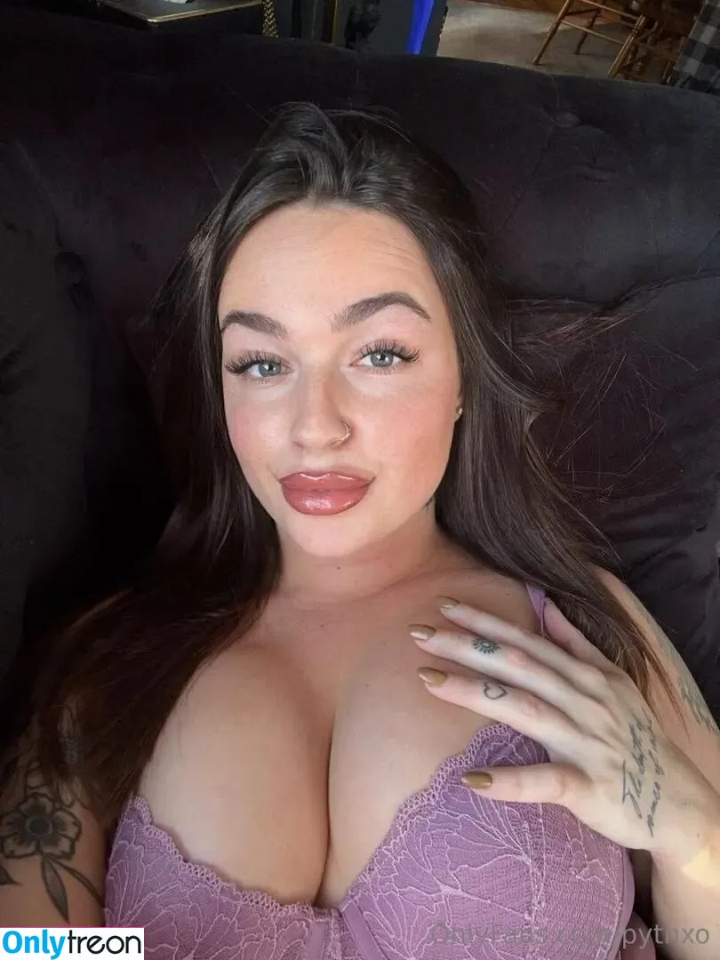 pytnxo nude photo #0035 (pynkxoxo)