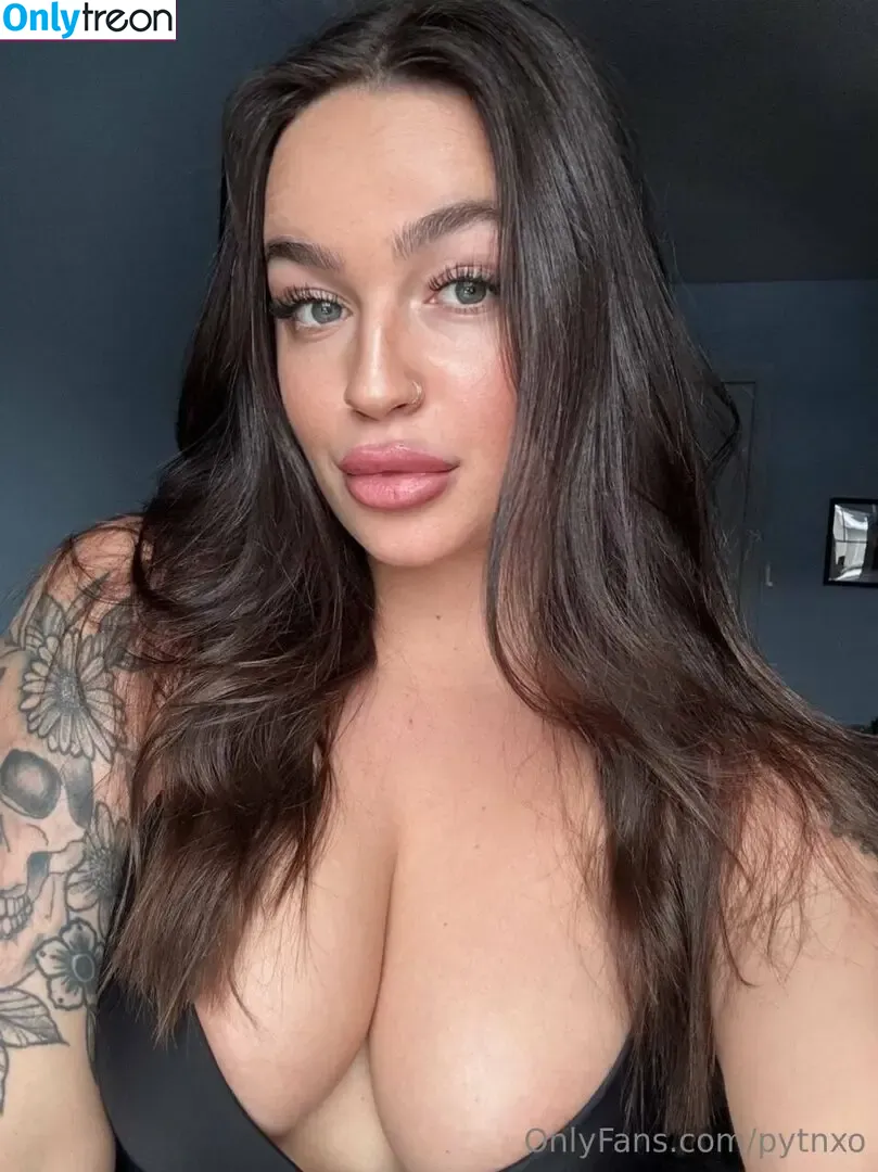 pytnxo nude photo #0045 (pynkxoxo)