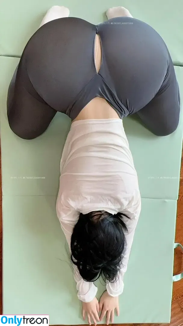QiaoniuTT nude photo #4733 (俏妞)