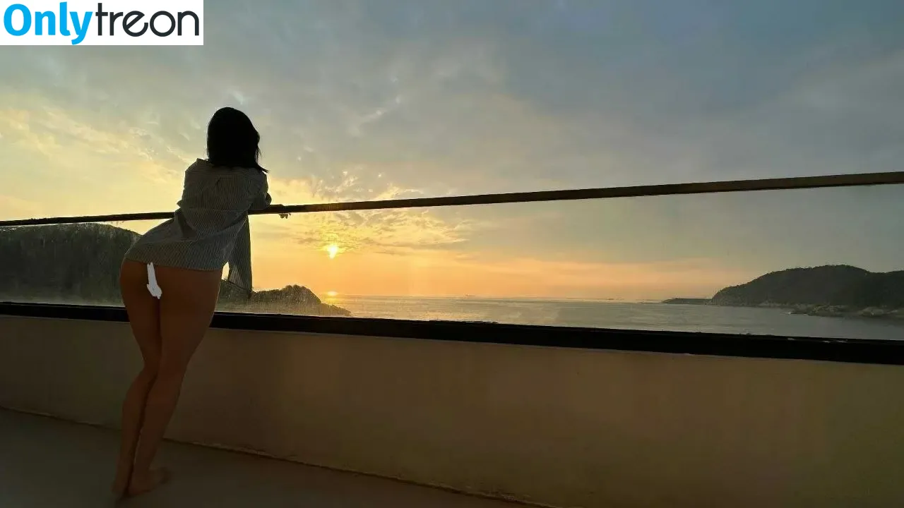 QiaoniuTT nude photo #4932 (俏妞)
