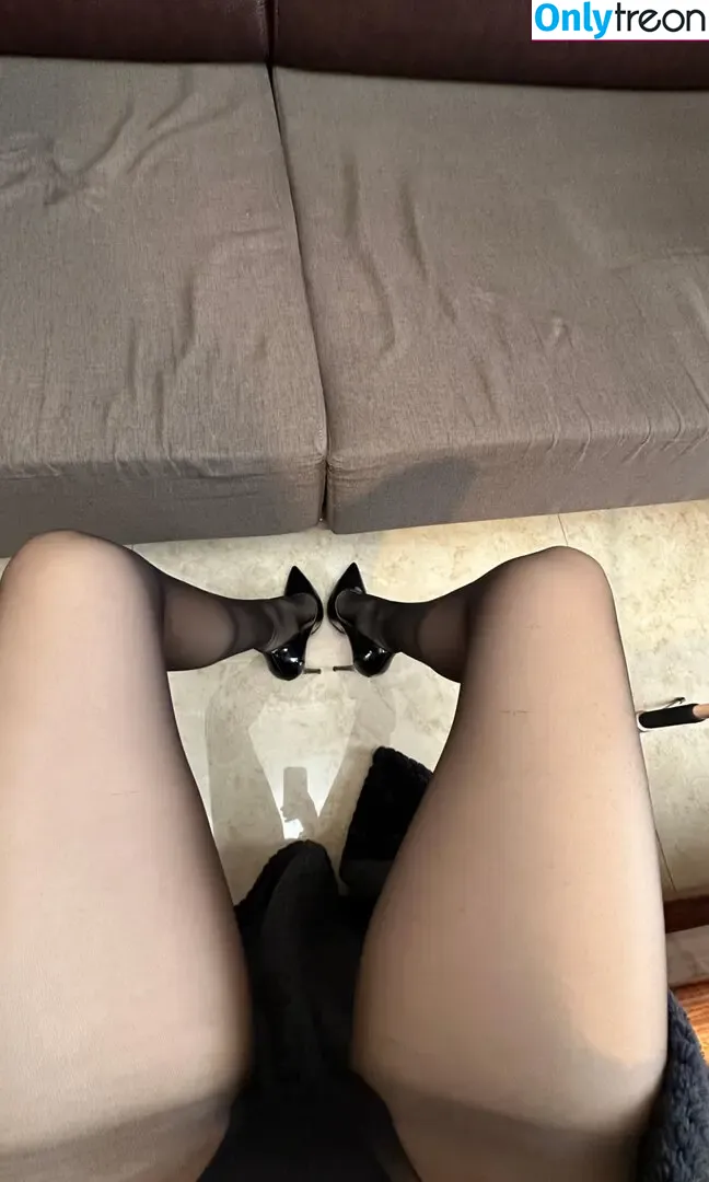 QiaoniuTT nude photo #4982 (俏妞)